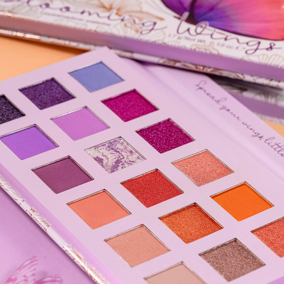 Blooming Wings Eyeshadow Palette 04