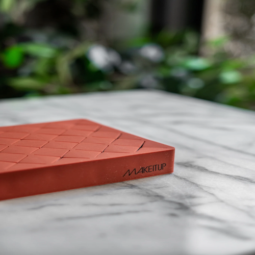 Hold Me Up - Small Size - Red